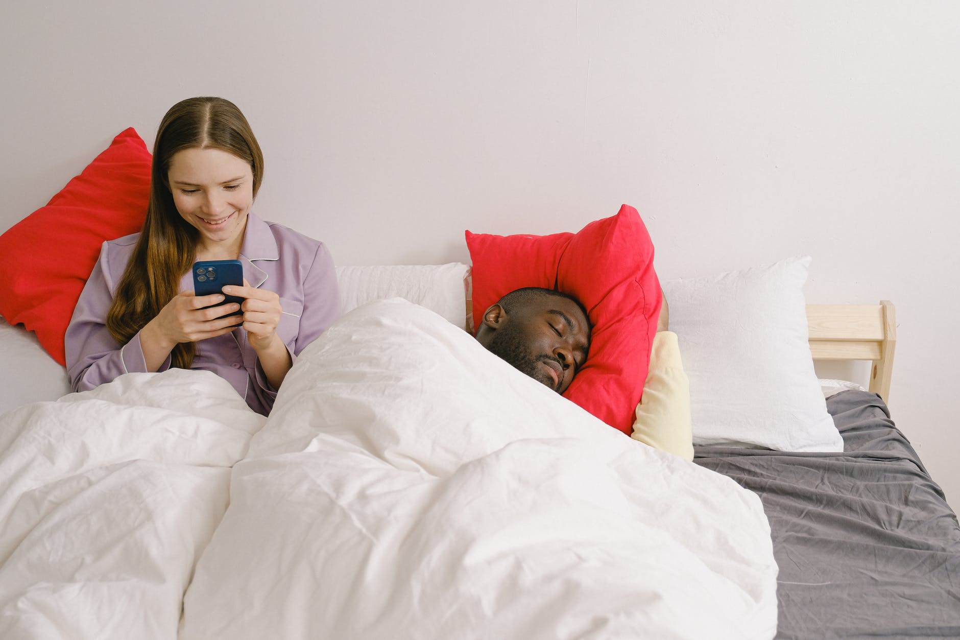 Tips para dormir bien en pareja